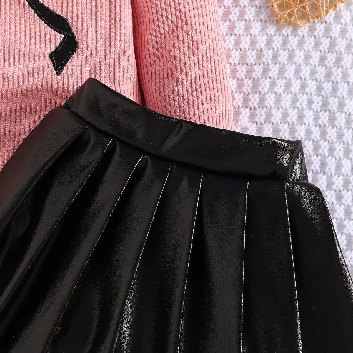 Girls Bow Print PU Leather Pleated Skirt Long Sleeve 2Pcs Set